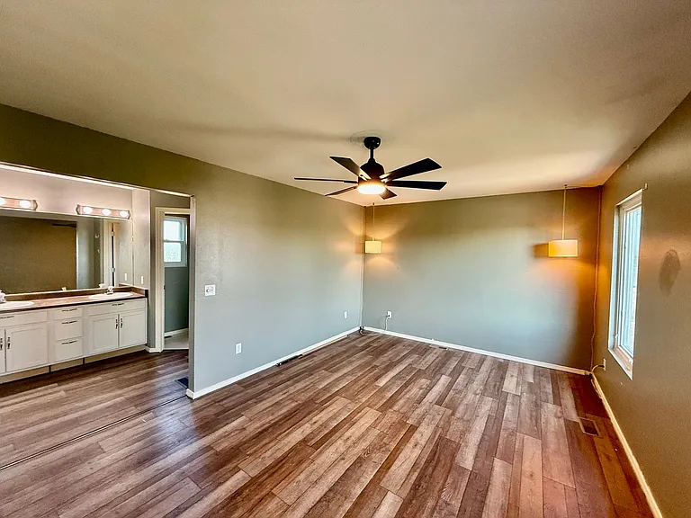 8306 Tibbs Rd — Photo 11