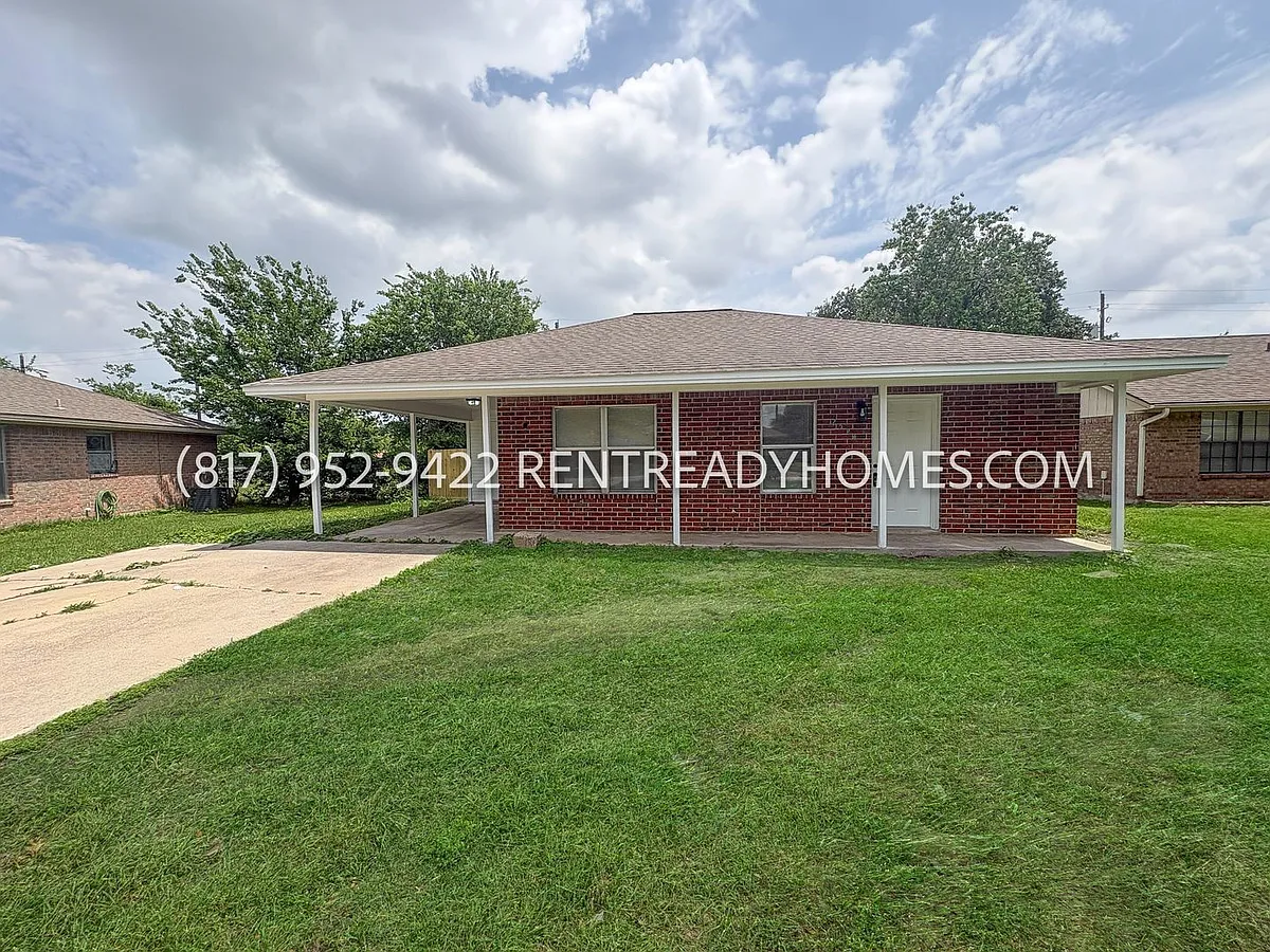 Building Photo - 2524 Pinon Ct