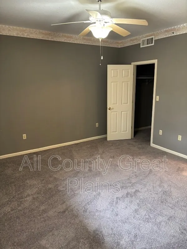 1 bed, 1.0 bath, $1,095 — Photo 4