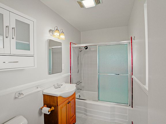 4th image of 9515 Cashio St APT 6