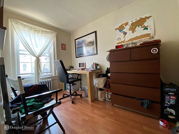 4th image of 126 Smith St #3