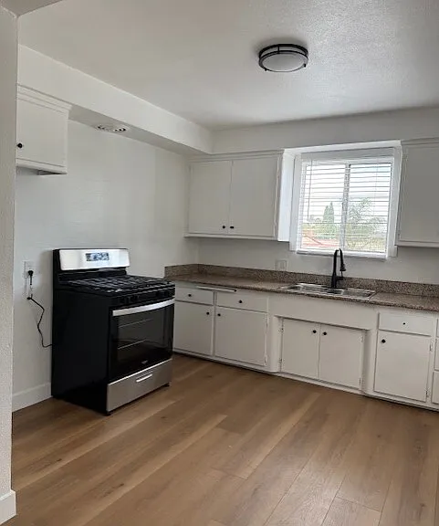 8317 S Western Ave — Photo 3