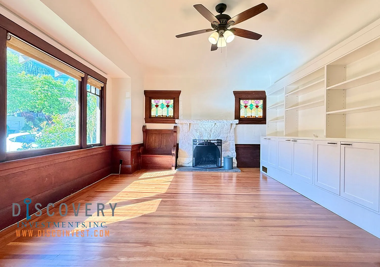 Glenview Craftsman Home with Exquisite Yard Coming Soon! — Photo 4