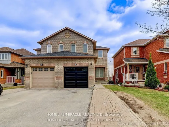7 Creekwood Ct, Vaughan, ON L4L 9E6