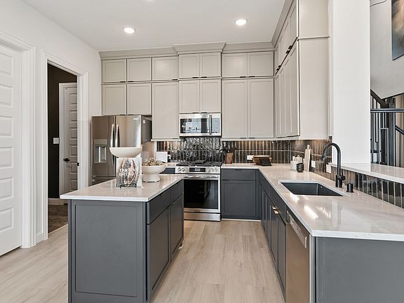 7th image of this home