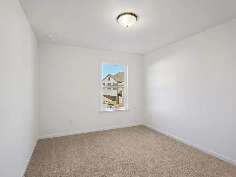 727 Carmes Dr — Photo 10