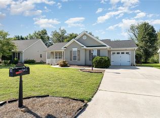 1012 Tesh Ct, High Point, NC 27265