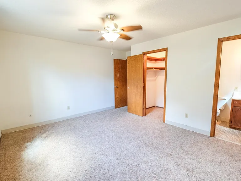 Grand Place Apartments — Photo 17