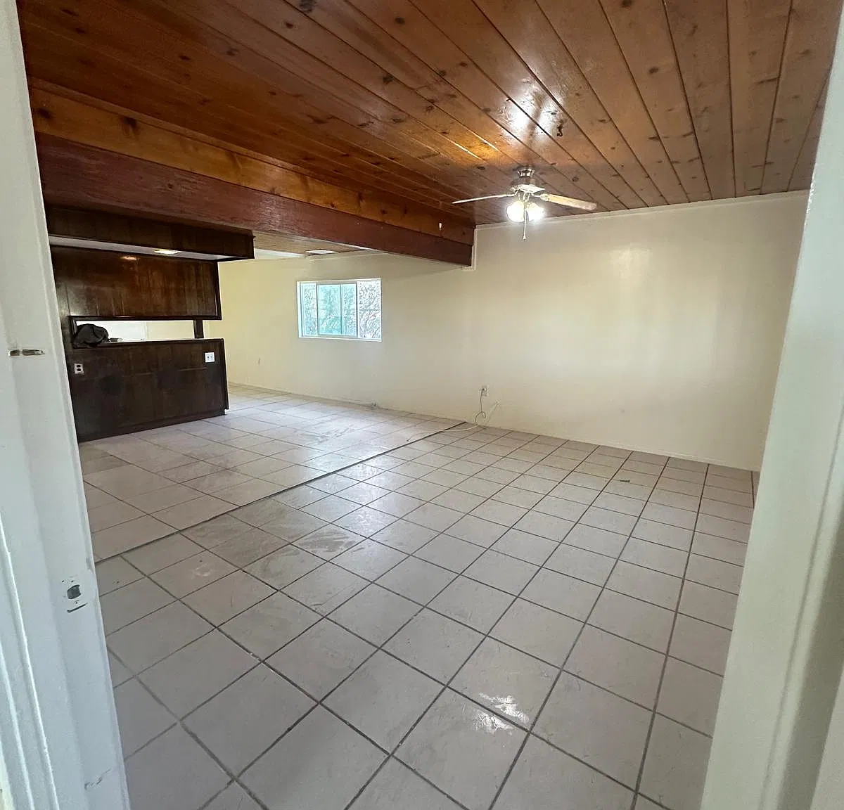 2 bed, 804 sqft, $1,965 — Photo 2