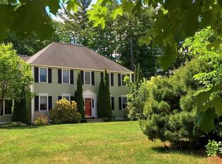 5 Nursery Rd, Pepperell, MA 01463