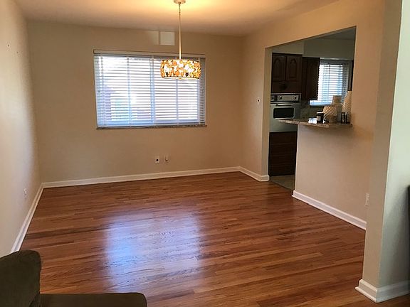 5th image of 5835 Waterman Blvd