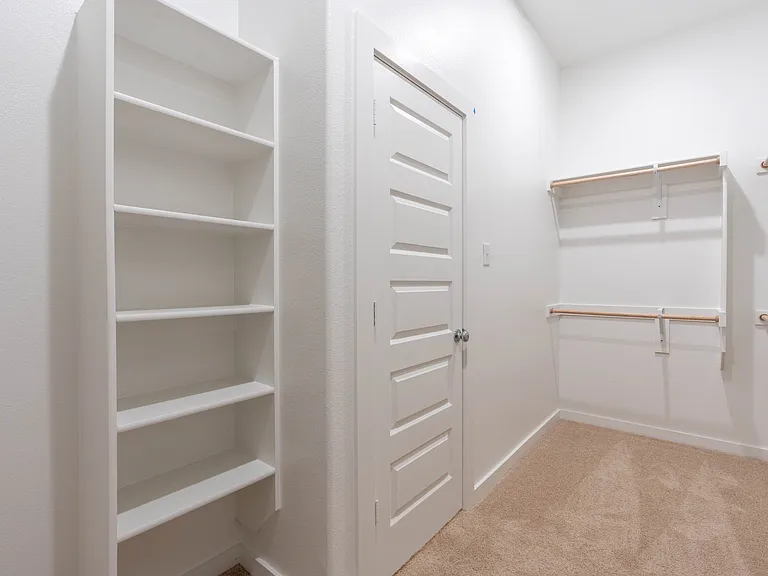 712 Melody Hill Dr — Photo 29