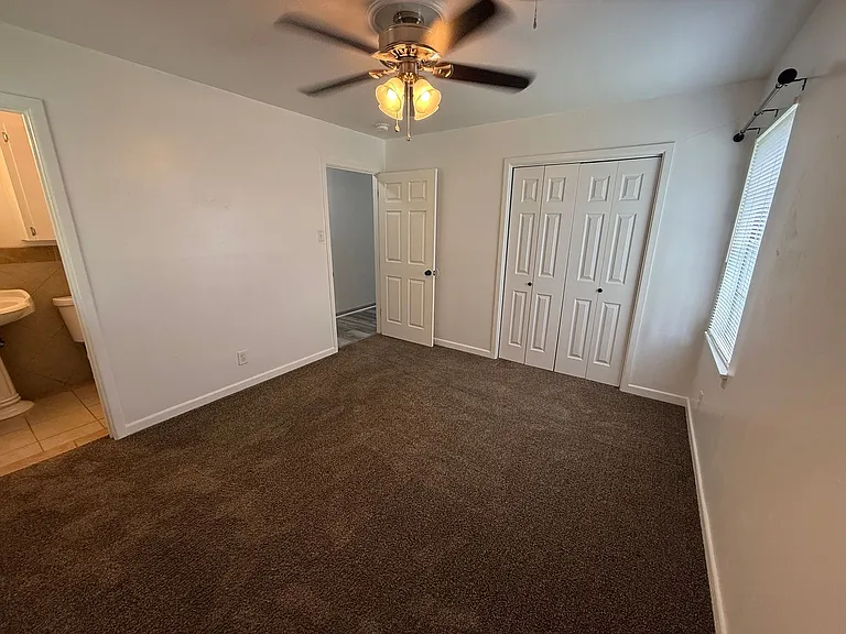 1001 Goode Dr — Photo 12