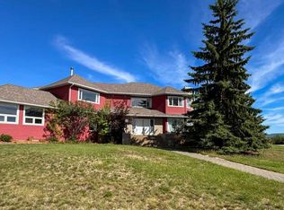 10010 NW 89th St, Peace River, AB T8S 1N8