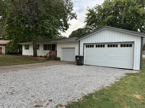 200 Kay Avenue, Purdy, MO 65734