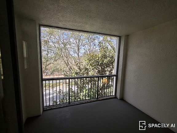 4th image of 14504 Brackenfern Cres