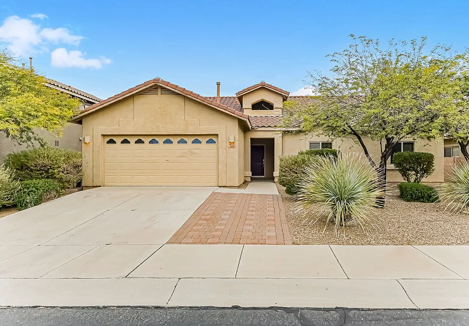 7450 W Balcony Bay Dr