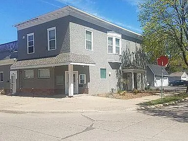 1907 Fillmore St NE #1 — Photo 8