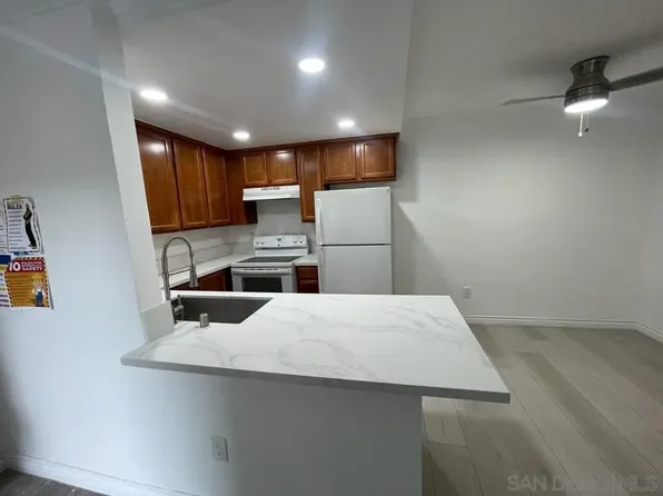 432 Edgehill Ln Unit 91, Oceanside, CA 92054