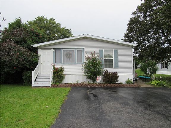 4th image of 11 Sycamore Dr