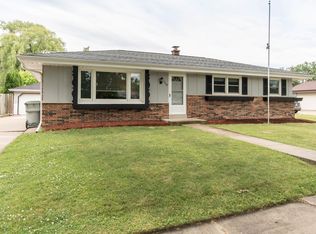 5367 S 8th St, Milwaukee, WI 53221