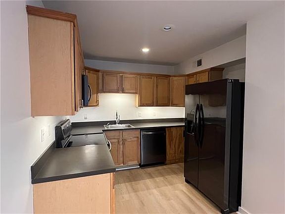3rd image of 1233 Esplanade Ave APT 2