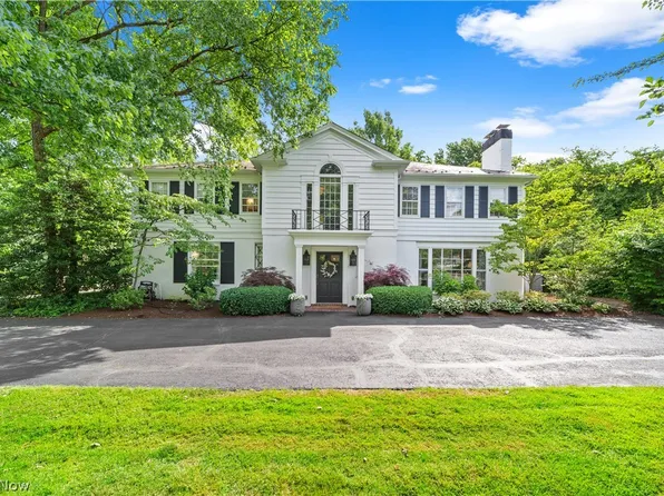 2771 Chesterton Rd, Shaker Heights, OH 44122