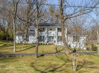 197 Forestwood Dr, Nashville, TN 37209