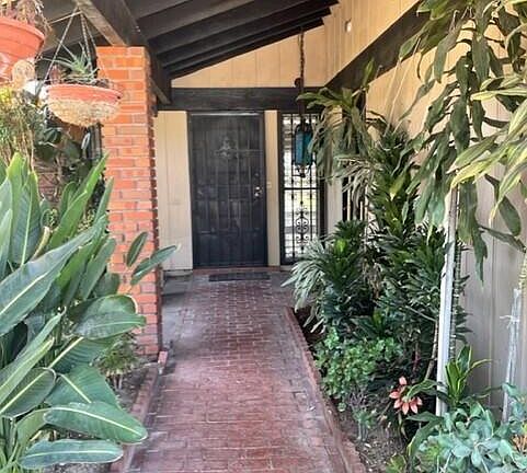 2nd image of 8520 Mission Dr
