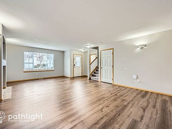 3rd image of 18121 96th Ave E