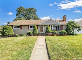 175 Post Oak Rd, Stratford, CT 06614