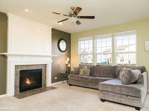 2nd image of 3526 Brighton Ln