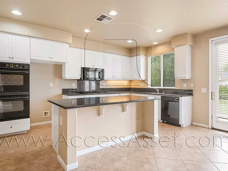 28997 Williston Ct — Photo 23