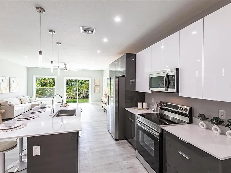 27117 Treadmill Dr — Photo 11