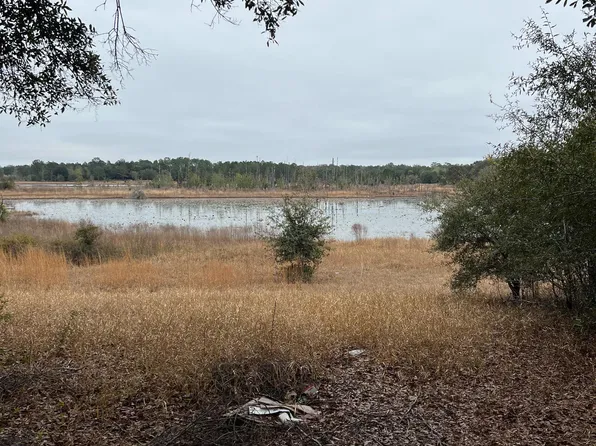 163 LAKEVIEW Drive, Melrose, FL 32666