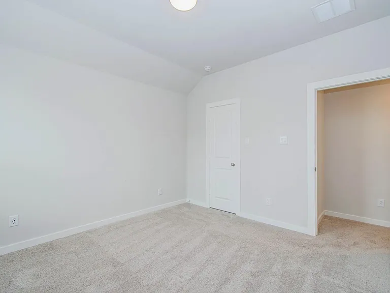 14910 Mossycup Spur Way — Photo 36