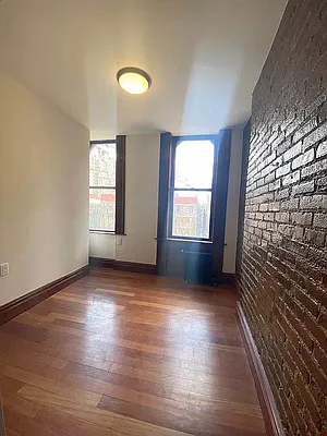 Rented by MOTION New York | media 7