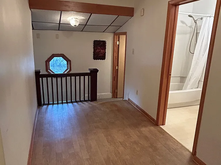 65 Finderne Ave — Photo 4