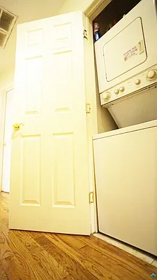 Rented by EXR | media 9