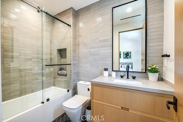 5150 Beeman Ave — Photo 38