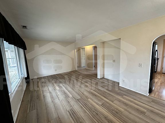 2nd image of 7013 S Fife St