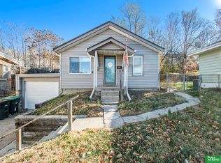 3817 N 55th St, Omaha, NE 68104