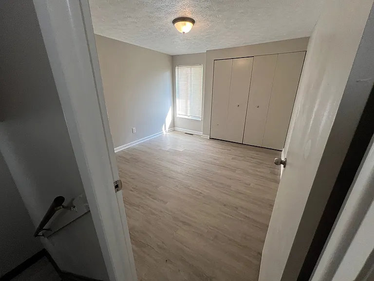 9412 Mount Auburn Ave #1-12 — Photo 9