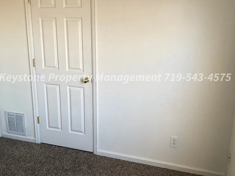 655 S Inca Dr — Photo 10