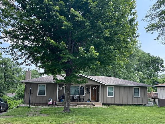 2nd image of 2635 S 31st St