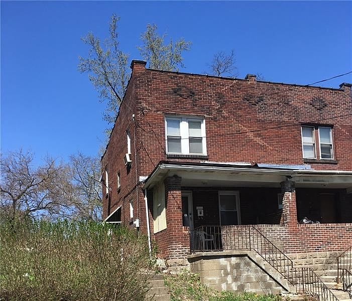 1st image of 545 N Aiken Ave