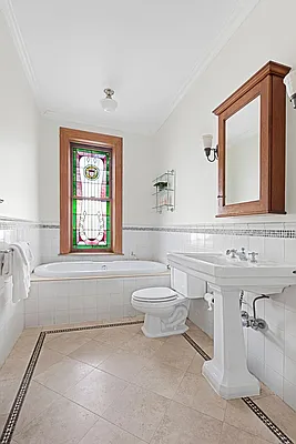 Sold by Compass | media 17