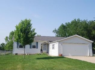 327 Old Mill Rd, Franklin Grove, IL 61031