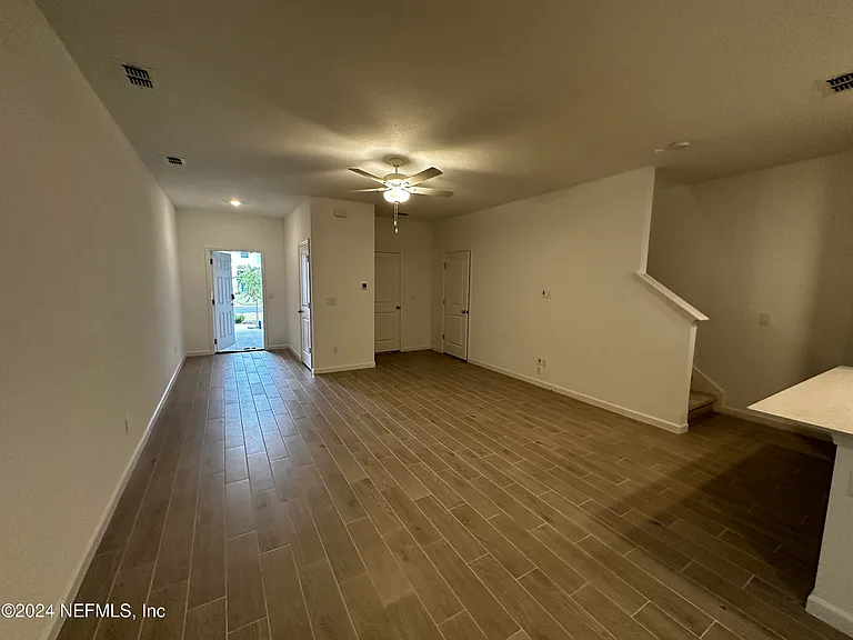1677 Pacifico Way — Photo 4
