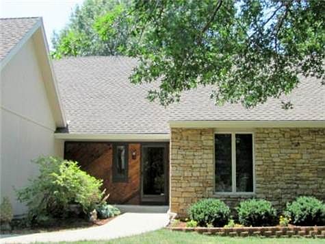 Inviting Front Entry